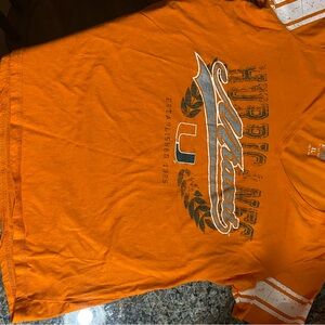 MIAMI HURRICANES distressed, looking T-shirt. Size XL
